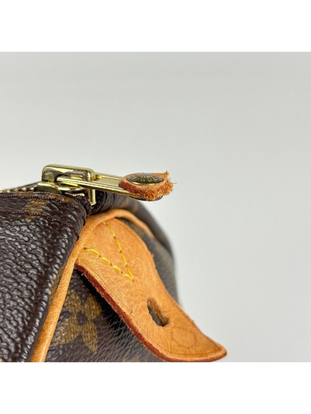 Louis Vuitton Speedy 30 Boston Bag Monogram Brown - Picture 5 of 9